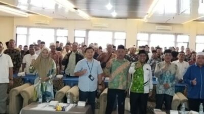 PW DMI Sumut, pemateri dan peserta seminar poto bersama.(ist)