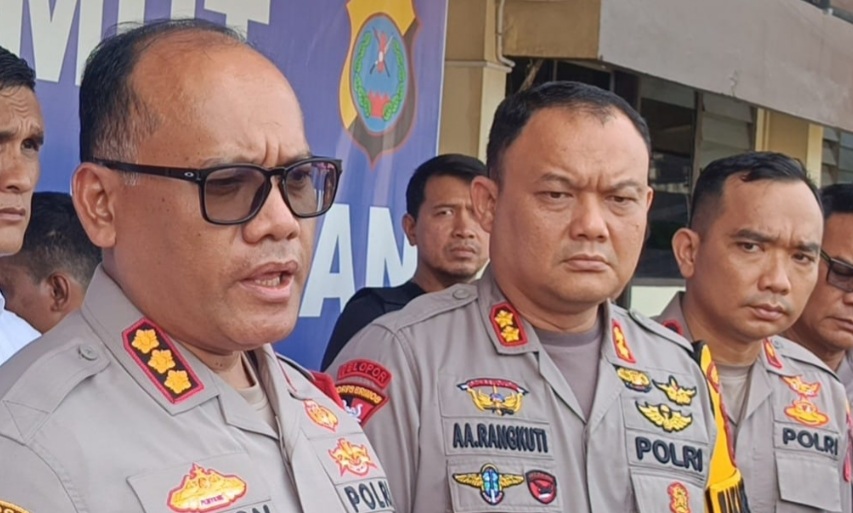 Kombes Pol Gidion Arif Setyawan rilis kasus. (ist)