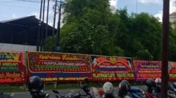 Papan bunga ucapan terima kasih. (ist)