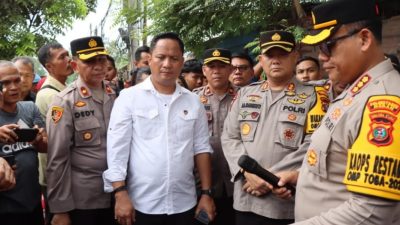 Kapolrestabes Medan Kombes Pol Gidion Arif Setyawan didampingi Kompol Jama Kita Purba berikan keterangan.(ist)