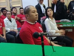 Lanjutan Sidang Hendri Kosumo dan Istrinya yang Jual XTC ke Diskotek-diskotek