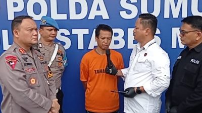 Kasat Reskrim Polrestabes Medan Kompol Jama Kita Purba menginterogasi pelaku.(ist)