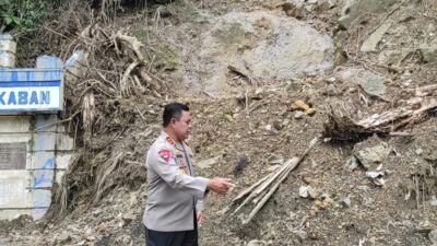 Kapolda Sumut Irjen Whisnu Hermawan di lokasi bekas longsor.(ist)