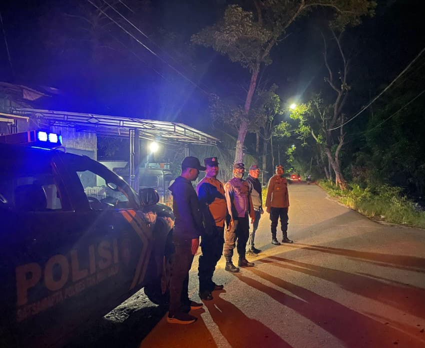 Personel patroli malam.(ist)