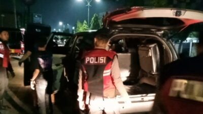 Polisi razia.(ist)