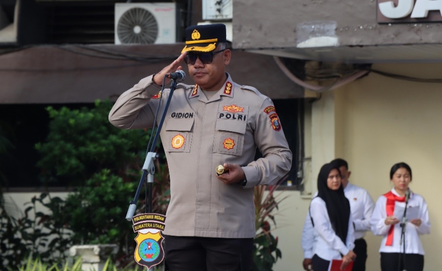 Kapolrestabes Medan, Kombes Pol Gidion Arif Setyawan pimpin apel.(ist)