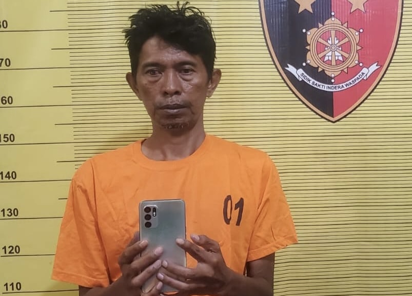 Muhibbur Rahman, warga Medan yang ketahuan maling handphone di masjid Kota Binjai.