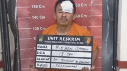 Rehan Steven Sarumaha, satu dari dua pelaku maling motor digebuki saat ketahuan beraksi di Universitas Darma Agung.