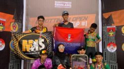Tim MIS Medan, diantaranya Ghaly Wicaksana (atas kiri) poto bersama usai Kejuaraan Sepatu Roda BOC 2025 di Bukittinggi Sumbar. (ist)