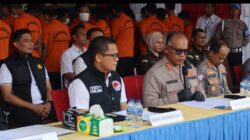 Kapolrestabes Medan Kombes Pol Gidion didampingi Wakapolrestabes Medan, AKBP Rudi Silaen dan Kasat Narkoba Polrestabes Medan, AKBP Thommy Aruan rilis kasus. (Kaisa)