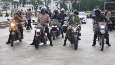 Kapolrestabes Medan Kombes Pol Gidion Arif Setyawan bersiap-siap mau patroli anti preman. (ist)