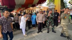 Kapolrestabes Medan, Kombes Pol Gidion Arif Setyawan pantau vihara pada perayaan Hari Tri Suci Waisak. (ist)