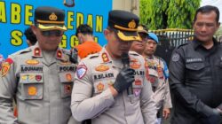 Wakapolrestabes Medan, AKBP Rudi Silaen didampingi Kapolsek Sunggal, Kompol Bambang G Hutabarat paparkan kasus. (ist)
