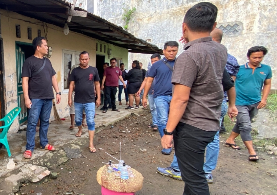 Penggerebekan narkoba di Gg Ikhlas. (ist)