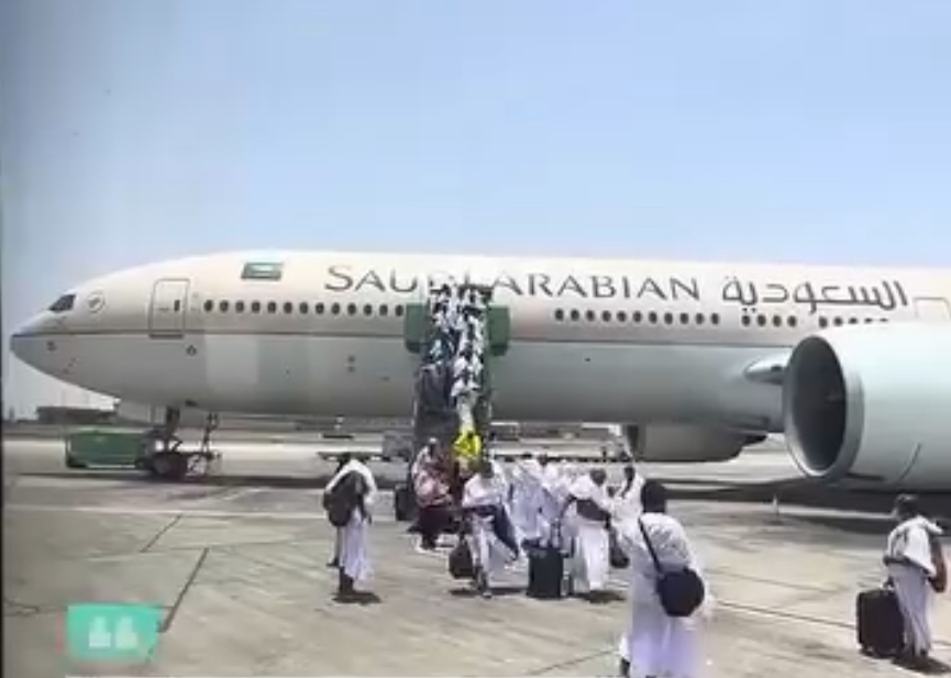 ILUSTRASI- Pesawat Saudi Arabian Airlines mendarat mendadak karena mendapat teror bom.