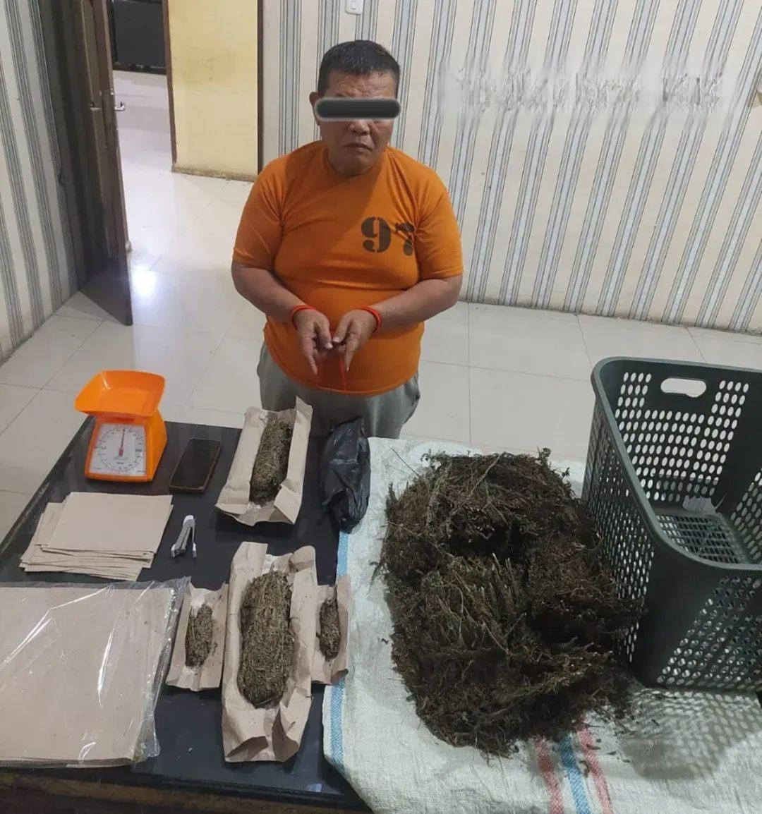 JB, pengedar narkoba yang ditangkap petugas Polres Karo.