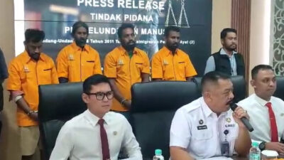 4 WNA Sri Langka pelaku penyelundup manusia ditangkap petugas Kantor Imigrasi Klas I Khusus TPI Medan.