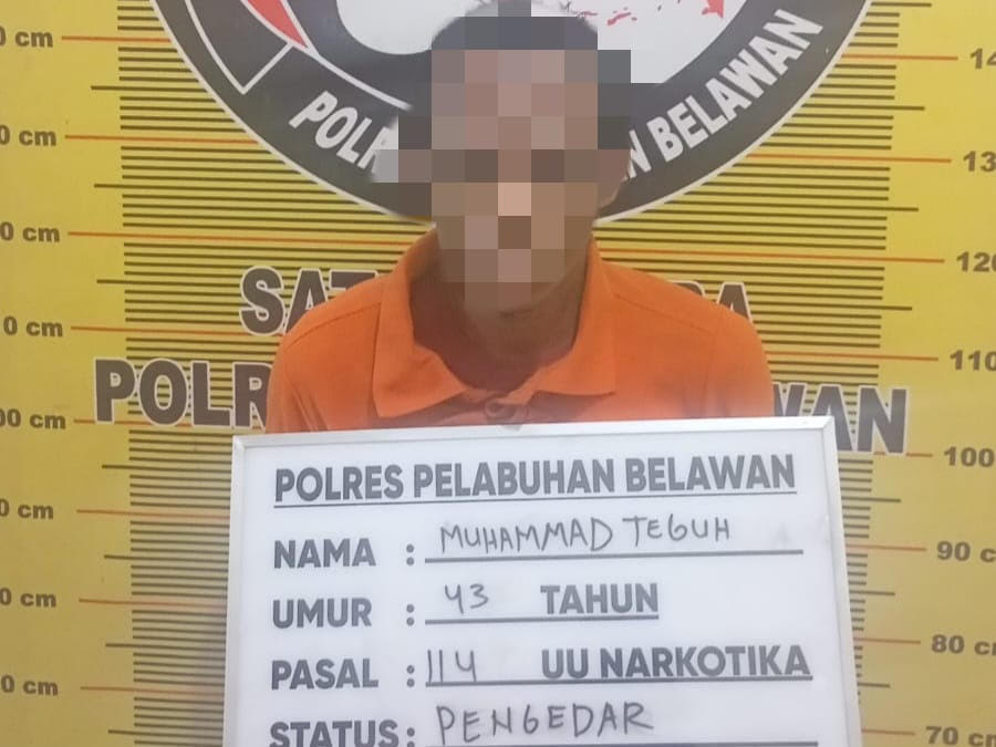 M Teguh (45) pengedar sabu di Desa Klumpang Kebun yang ditangkap petugas Polres Pelabuhan Belawan.
